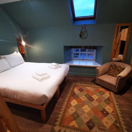Comrie Croft Hostel Crieff Εξωτερικό φωτογραφία